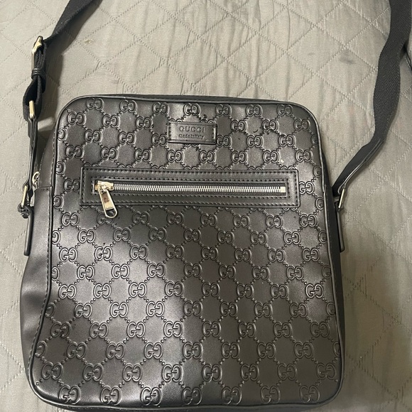 Gucci messenger bag - Picture 1 of 14
